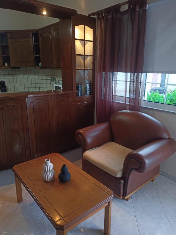 Appartamento Giannis House In Kíssamos Esterno foto