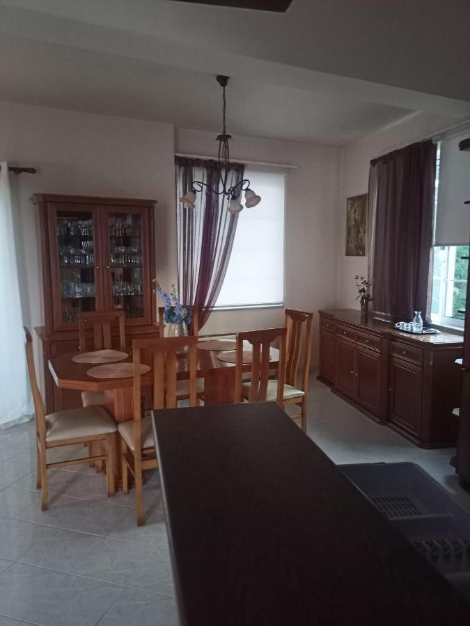 Appartamento Giannis House In Kíssamos Esterno foto