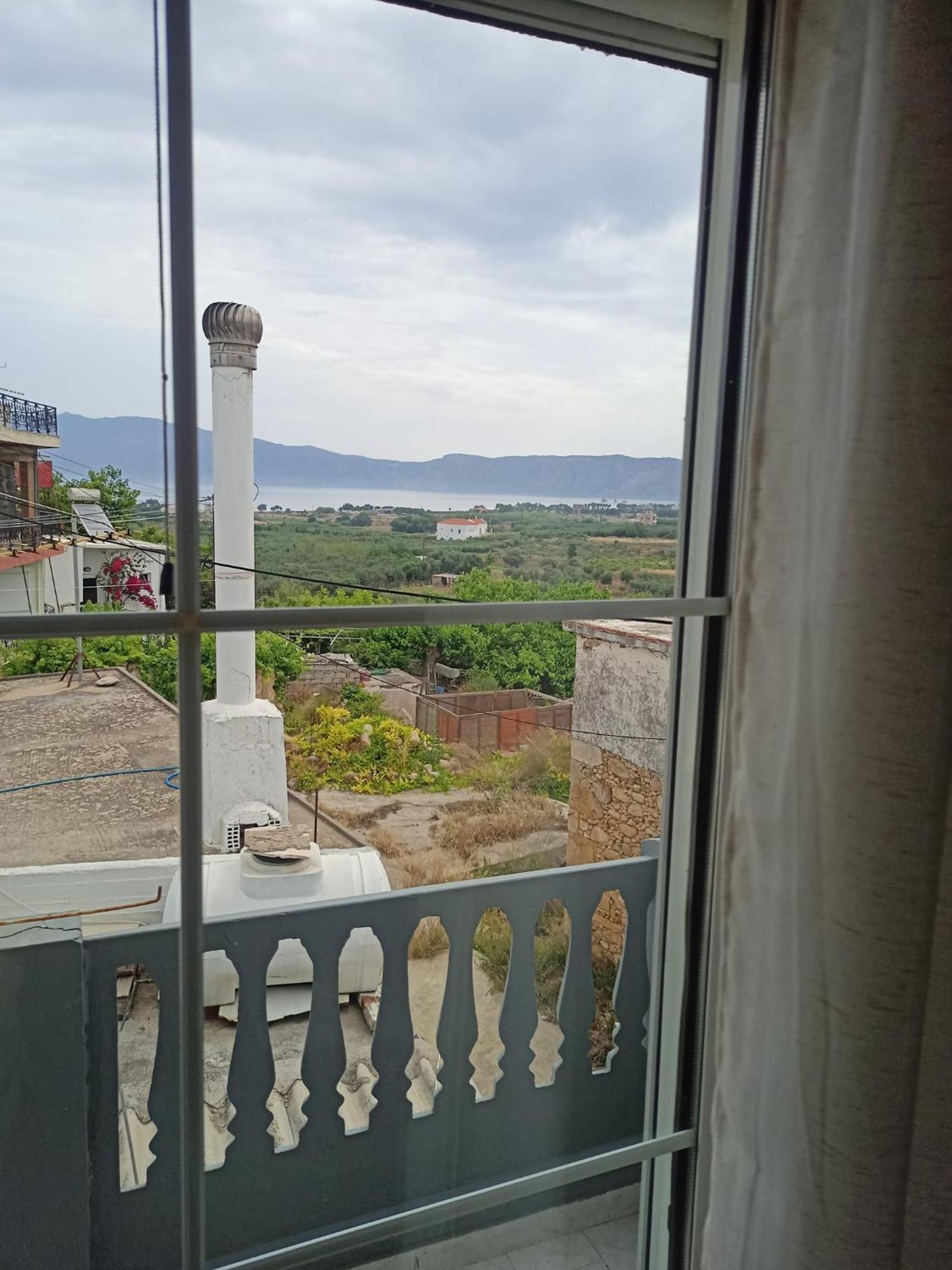 Appartamento Giannis House In Kíssamos Esterno foto